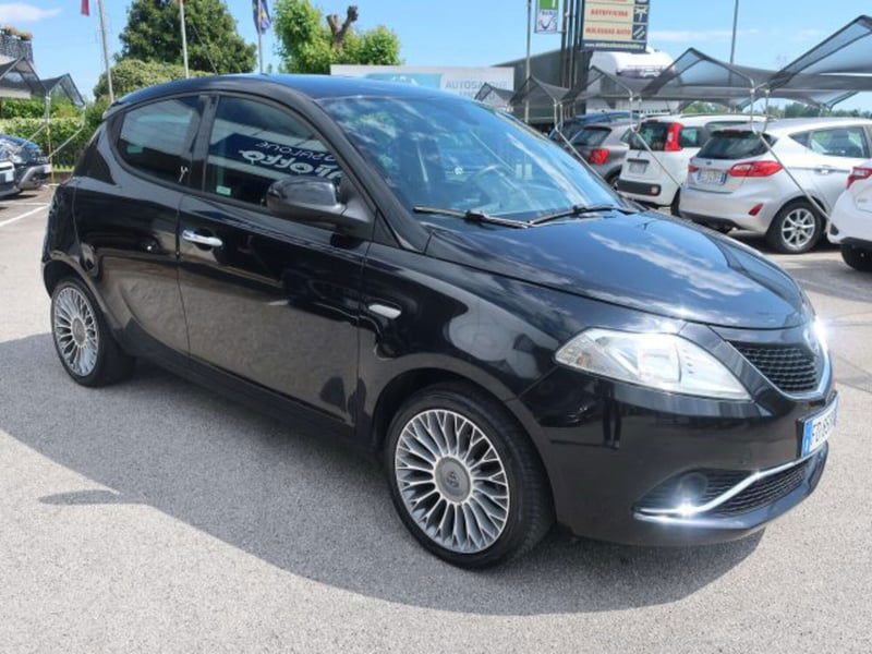 Lancia Ypsilon 1.3 MJT 16V 95 CV 5 porte S&S Gold