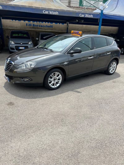Lancia Delta 1.6 MJT DPF Silver usata