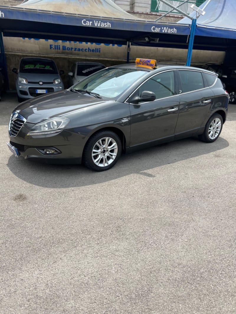 Lancia Delta 1.6 MJT DPF Silver
