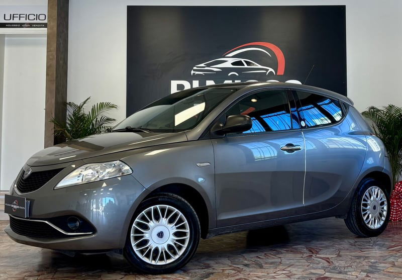 Lancia Ypsilon 1.2 69 CV 5 porte GPL Ecochic Gold