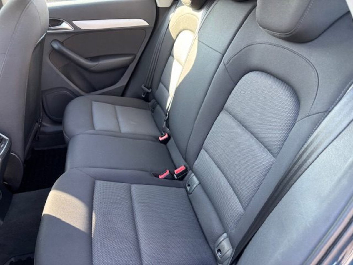 Audi Q3 2.0 TDI 150 CV quattro S tronic edition Sport (11)