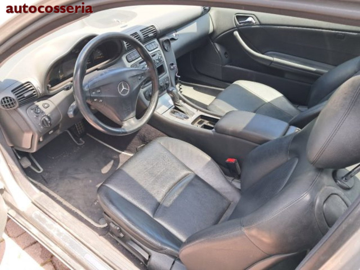 Mercedes-Benz Classe C Coupé 230 Kompressor TPS cat Sportcoupé (4)