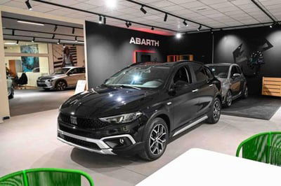 Fiat Tipo Tipo 5p 1.6 mjt Cross s&s 130cv nuova