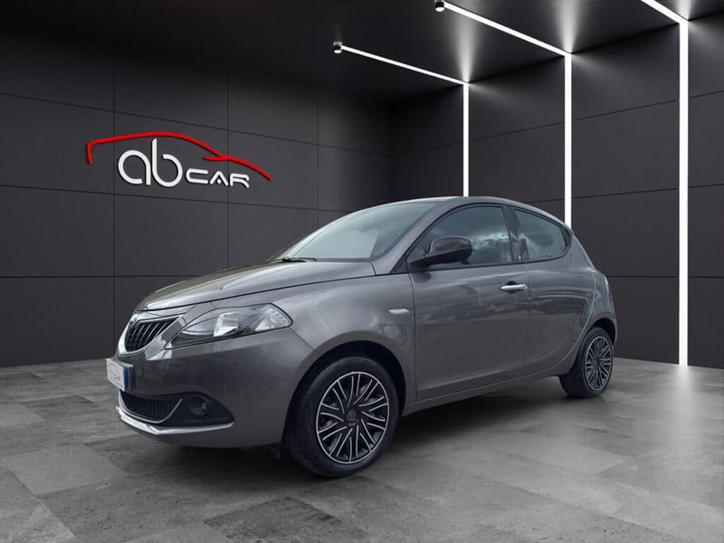 Lancia Ypsilon 1.0 FireFly 5 porte S&S Hybrid Ecochic Gold