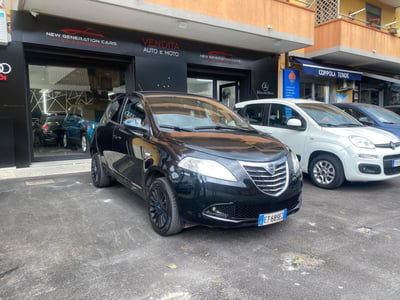 Lancia Ypsilon 0.9 TwinAir 85 CV 5 porte Metano Ecochic Gold usata