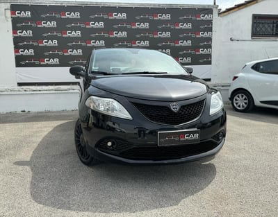 Lancia Ypsilon 1.2 69 CV 5 porte GPL Ecochic Elefantino Blu usata