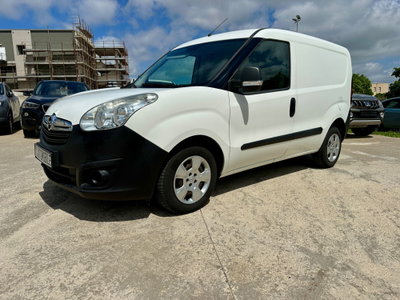 Opel Combo Tour CDTi 95CV PL-TN N1 (4)