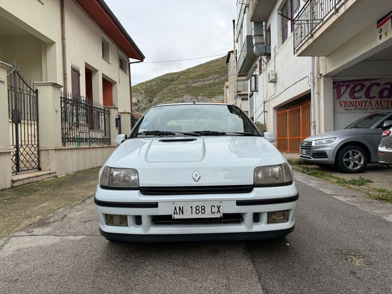 Renault Clio 16V cat