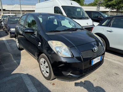 Toyota Yaris 1.0 5 porte usata