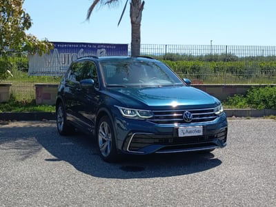 Volkswagen Tiguan 2.0 TDI 150 CV SCR DSG 4MOTION R-Line usata