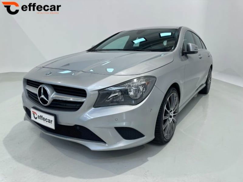 Mercedes-Benz CLA Shooting Brake 180 d Automatic Sport