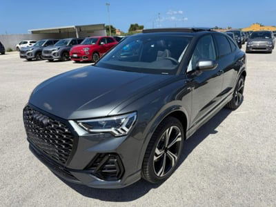 Audi Q3 Sportback 35 2.0 tdi Identity Black s-tronic nuova