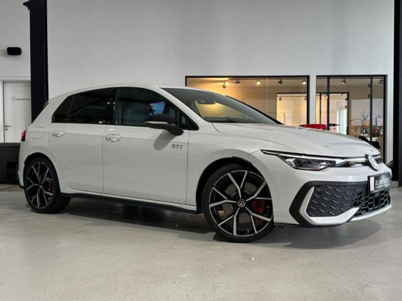 Volkswagen Golf 2.0 tsi GTI 265cv dsg