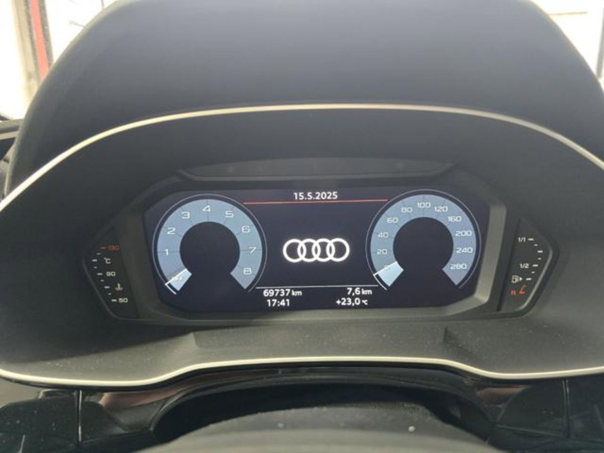 Audi Q3 Sportback 40 TFSI S tronic quattro edition (14)