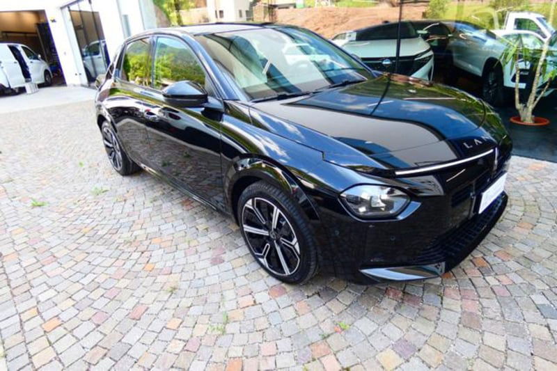 Lancia Ypsilon 1.2 mhev Edizione Cassina e-dct