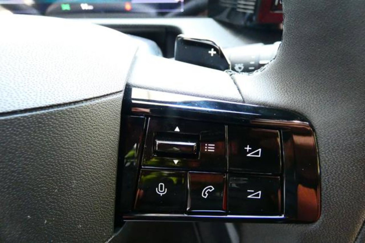 Lancia Ypsilon 1.2 mhev Edizione Cassina e-dct (12)