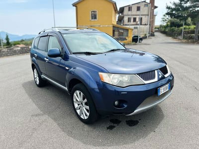 Mitsubishi Outlander 2.2 DI-D Instyle 7 p.ti DPF usata