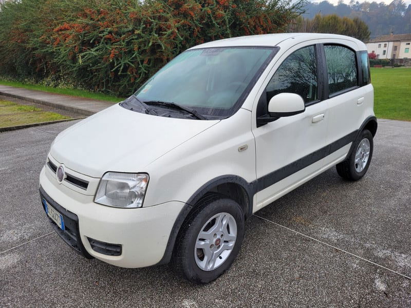Fiat Panda 1.3 MJT 16V DPF 4x4 Climbing