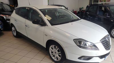 Lancia Delta 1.6 MJT DPF 105 CV Silver