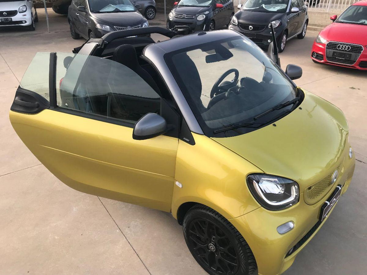 smart Fortwo Cabrio 90 0.9T twinamic cabrio Urbanrunner Passion (11)