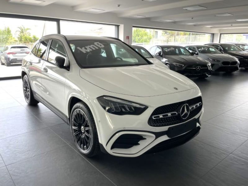 Mercedes-Benz GLA SUV 200 d Automatic Premium