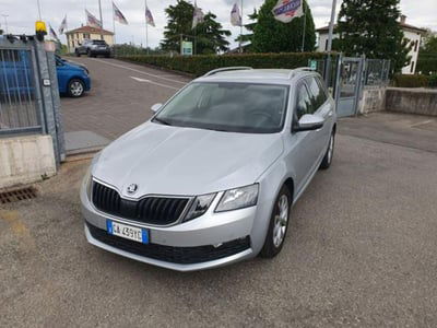 Skoda Octavia Station Wagon 1.5 G-TEC DSG Wagon Executive usata