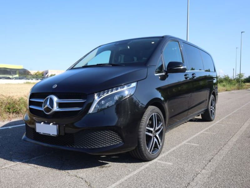 Mercedes-Benz CLA Shooting Brake 220 d Automatic 4Matic Shooting Brake Sport