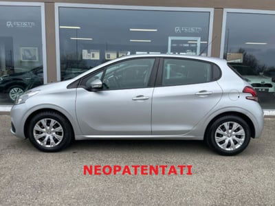 Peugeot 208 82 5 porte Allure usata