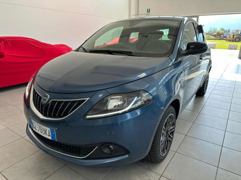 Lancia Ypsilon 1.0 FireFly 5 porte S&S Hybrid Gold Plus