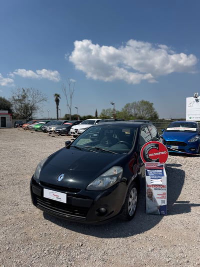 Renault Clio 1.2 16V 3 porte usata