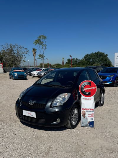 Toyota Yaris 1.0 5 porte Luxury pack usata