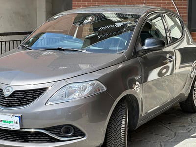 Lancia Ypsilon 1.2 69 CV 5 porte GPL Ecochic Gold usata