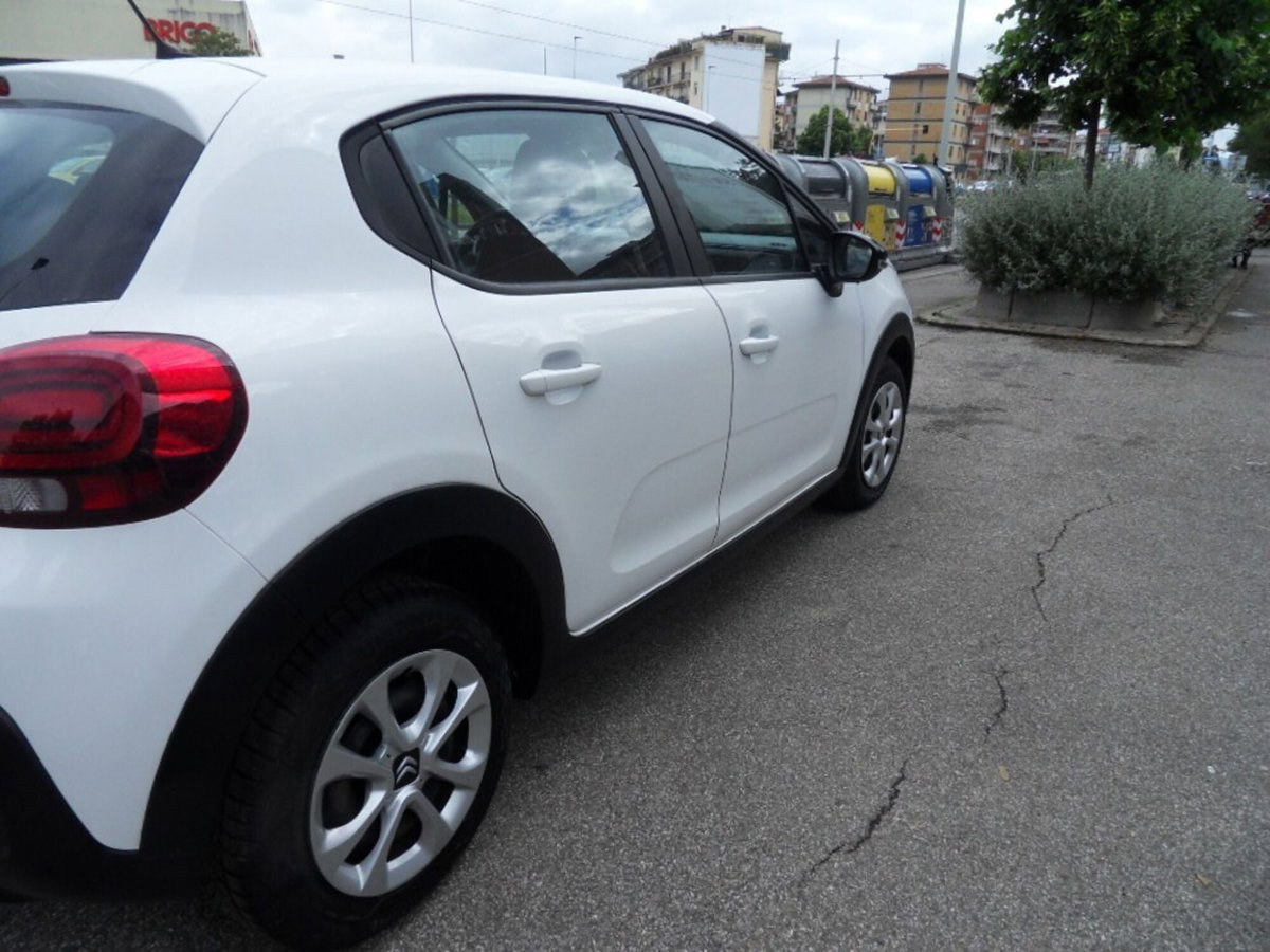Citroen C3 BlueHDi 100 S&S Shine (9)