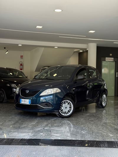 Lancia Ypsilon 1.2 69 CV 5 porte GPL Ecochic Gold usata