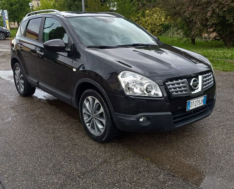 Nissan Qashqai 2.0 dCi DPF 4WD Acenta