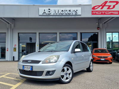 Ford Fiesta 1.2 16V 5p. Titanium usata