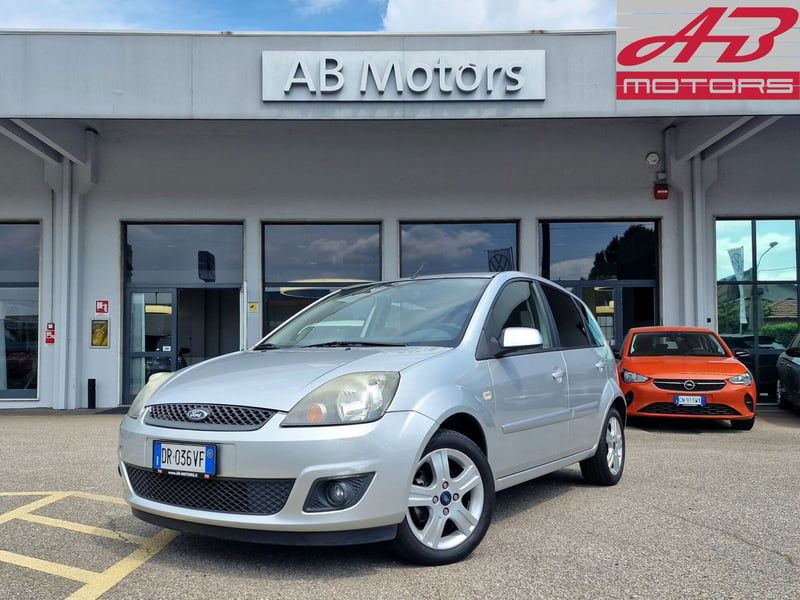 Ford Fiesta 1.2 16V 5p. Titanium
