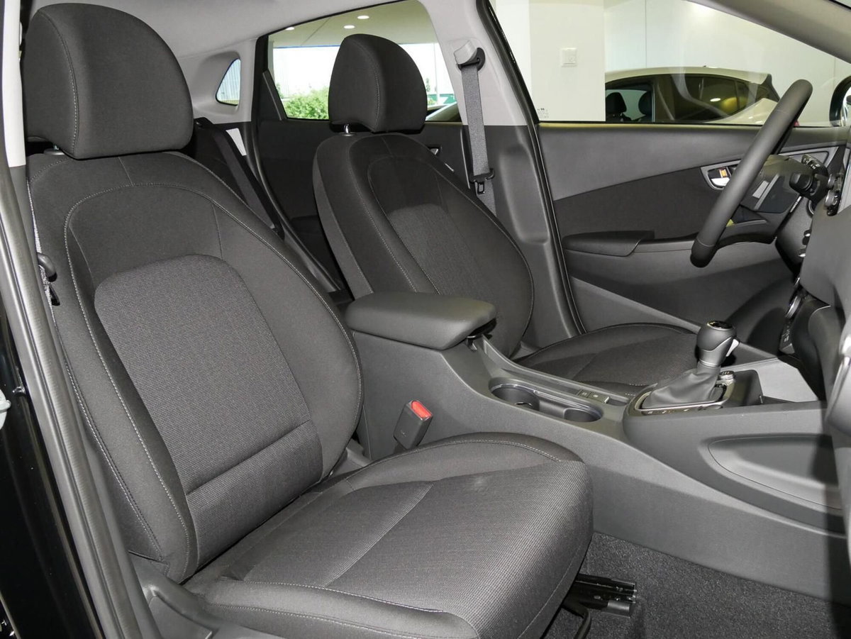 Hyundai Kona 1.6 t-gdi Exellence 2wd 138cv dct (5)