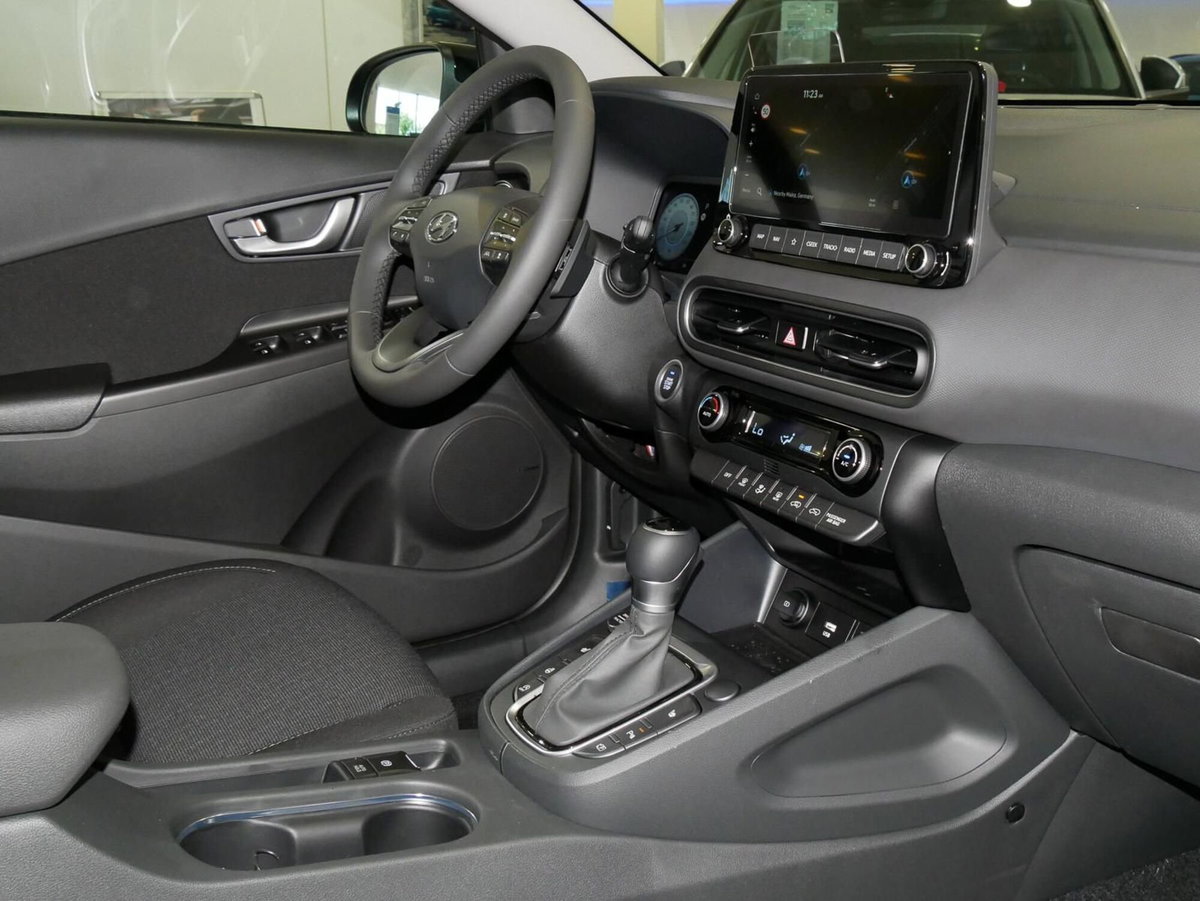 Hyundai Kona 1.6 t-gdi Exellence 2wd 138cv dct (8)