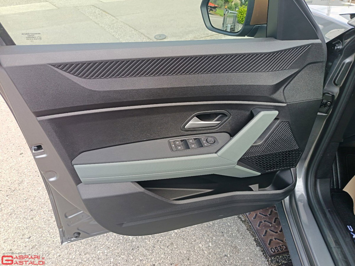 Dacia Duster 1.0 Eco-G Extreme 100cv (9)