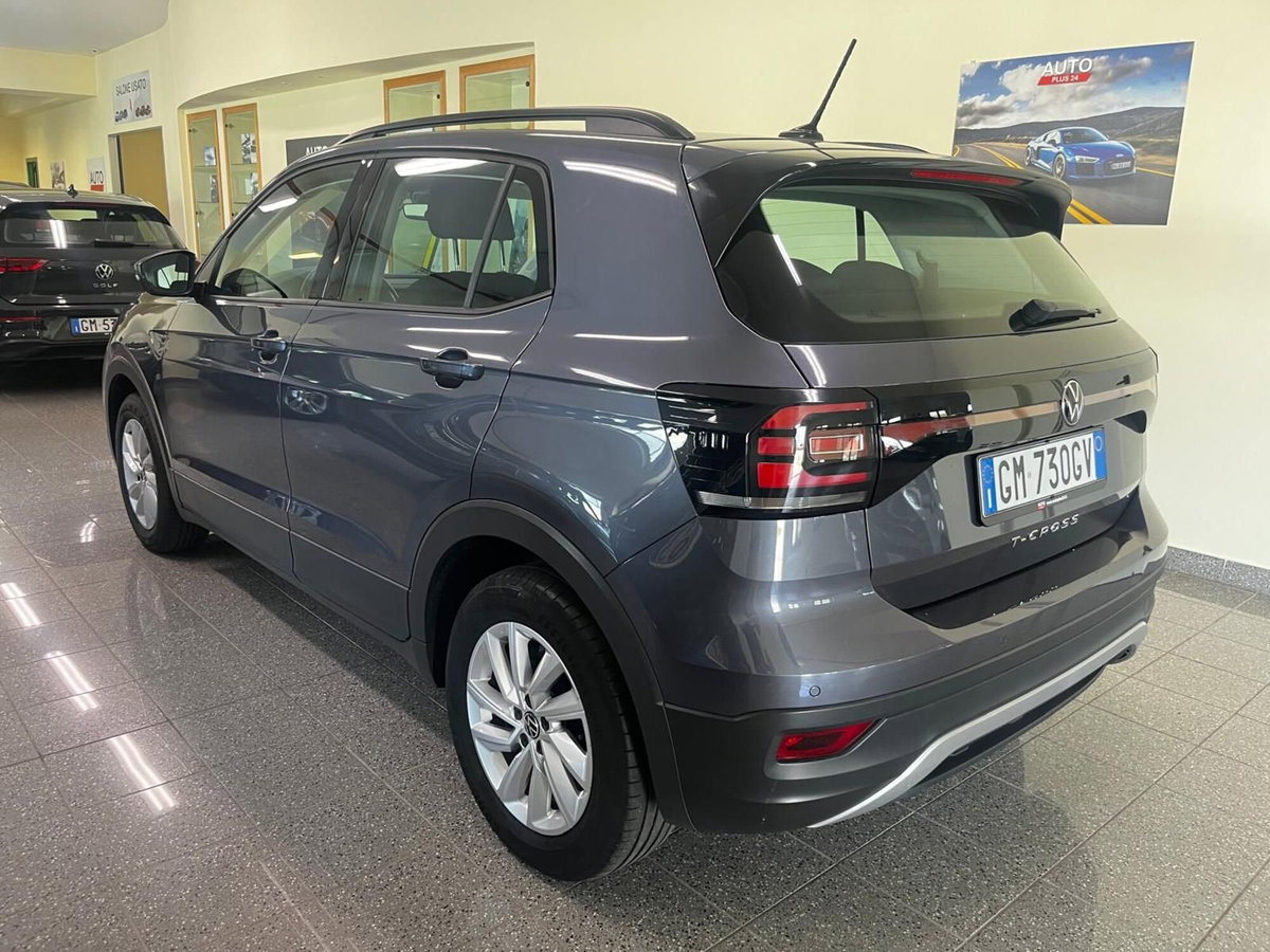 Volkswagen T-Cross 1.0 TSI Style BMT (7)