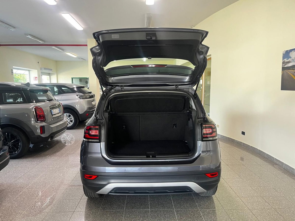 Volkswagen T-Cross 1.0 TSI Style BMT (8)