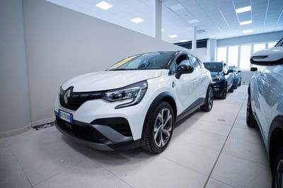 Renault Captur Full Hybrid E-Tech 145 CV RS Line usata