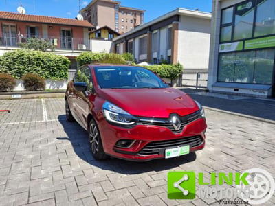 Renault Clio TCe 12V 75 CV 5 porte Moschino Intens usata