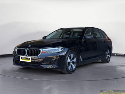BMW Serie 5 Touring 520d 48V xDrive  Business usata
