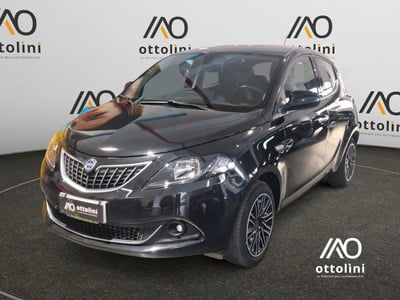 Lancia Ypsilon 1.0 FireFly 5 porte S&S Hybrid Gold Plus usata