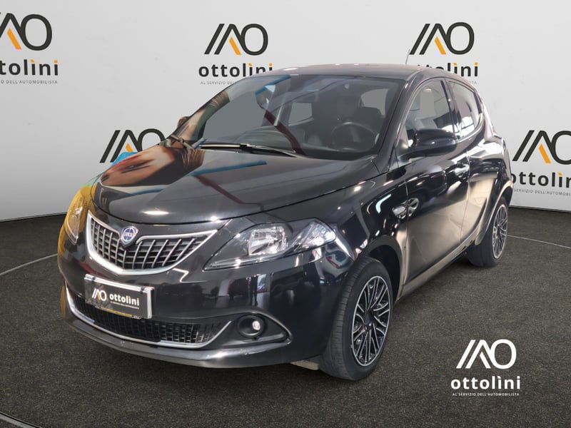 Lancia Ypsilon 1.0 FireFly 5 porte S&S Hybrid Gold Plus