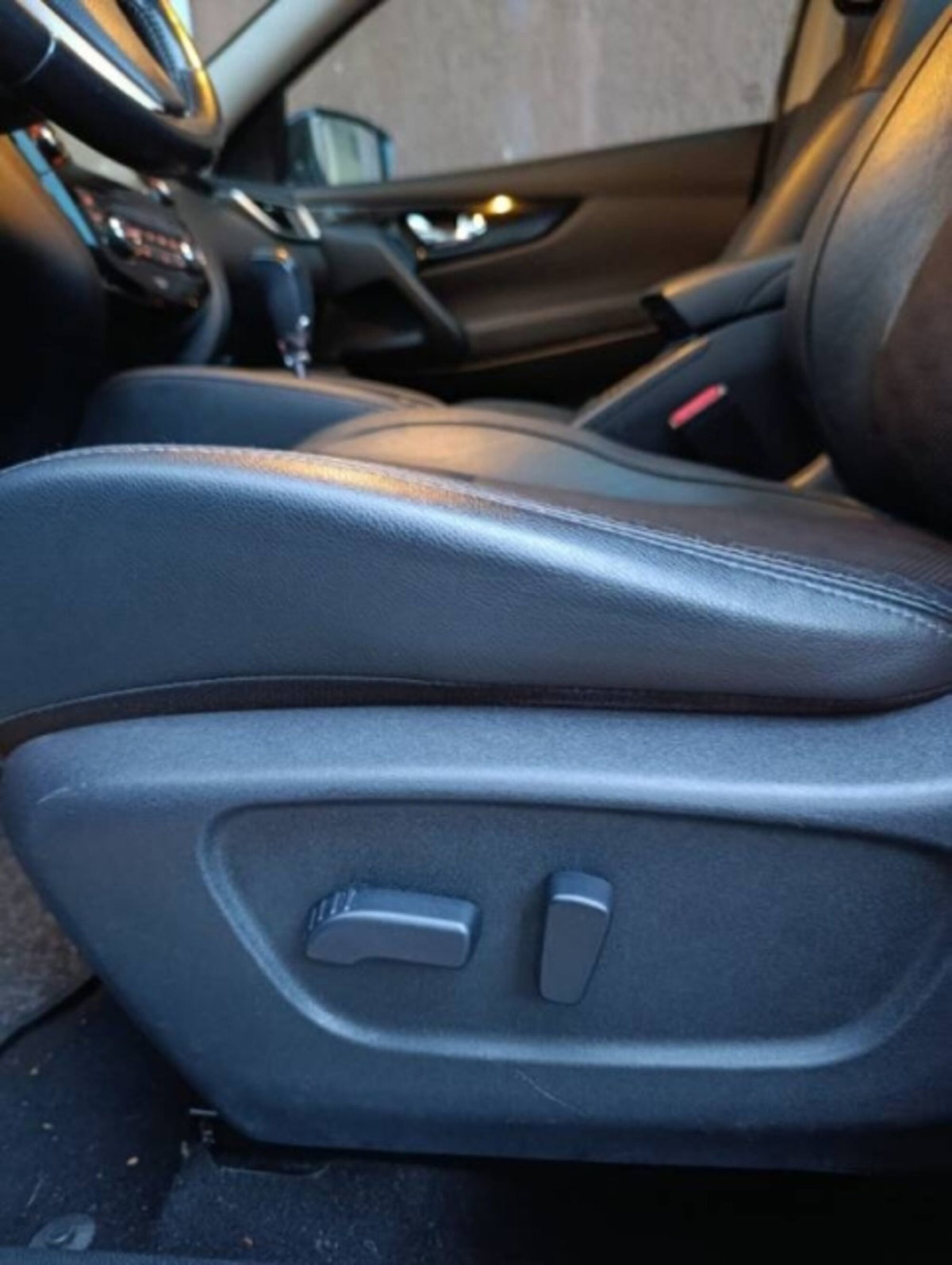 Nissan Qashqai 1.6 dCi 2WD N-Connecta (10)
