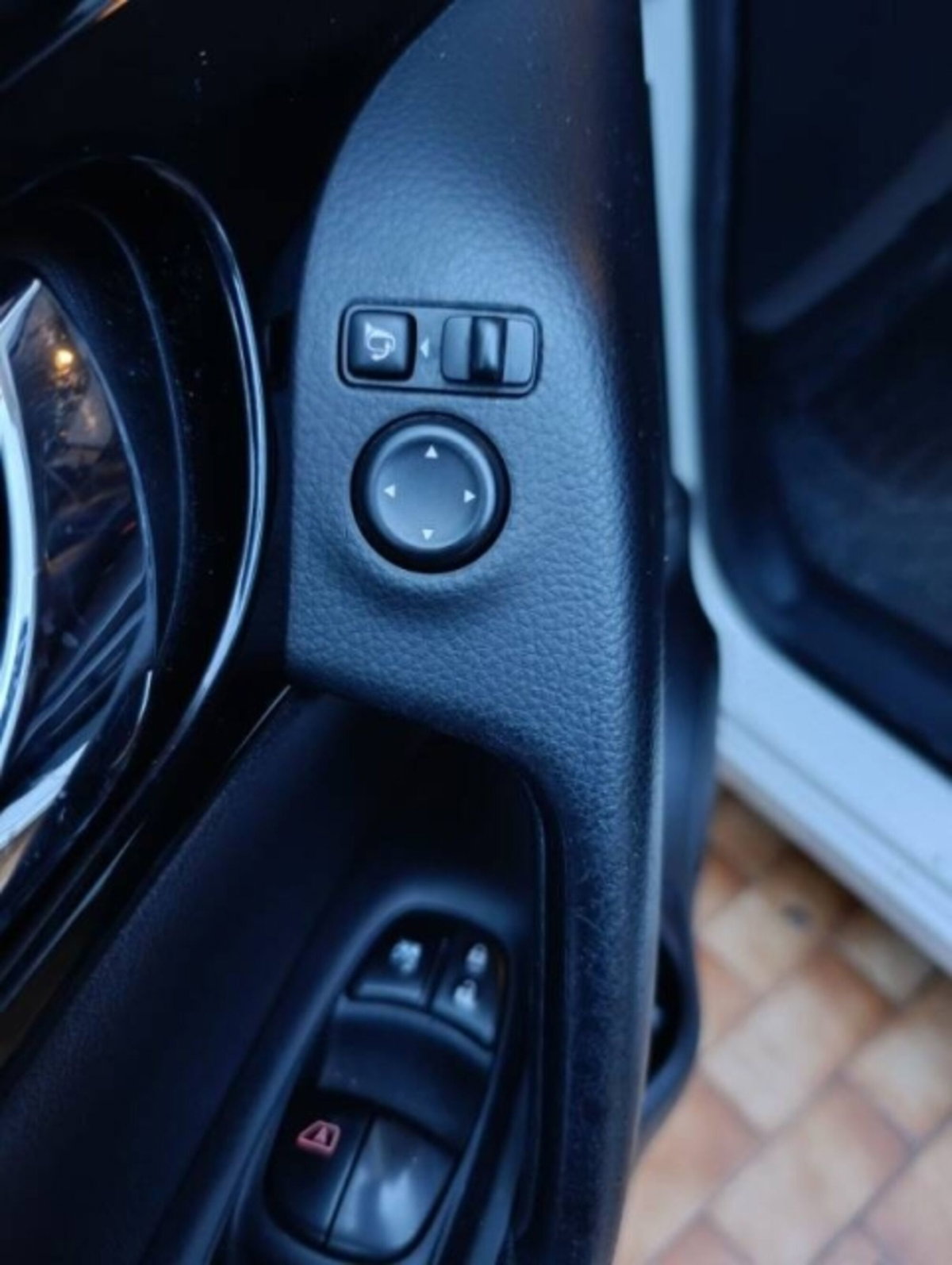 Nissan Qashqai 1.6 dCi 2WD N-Connecta (11)