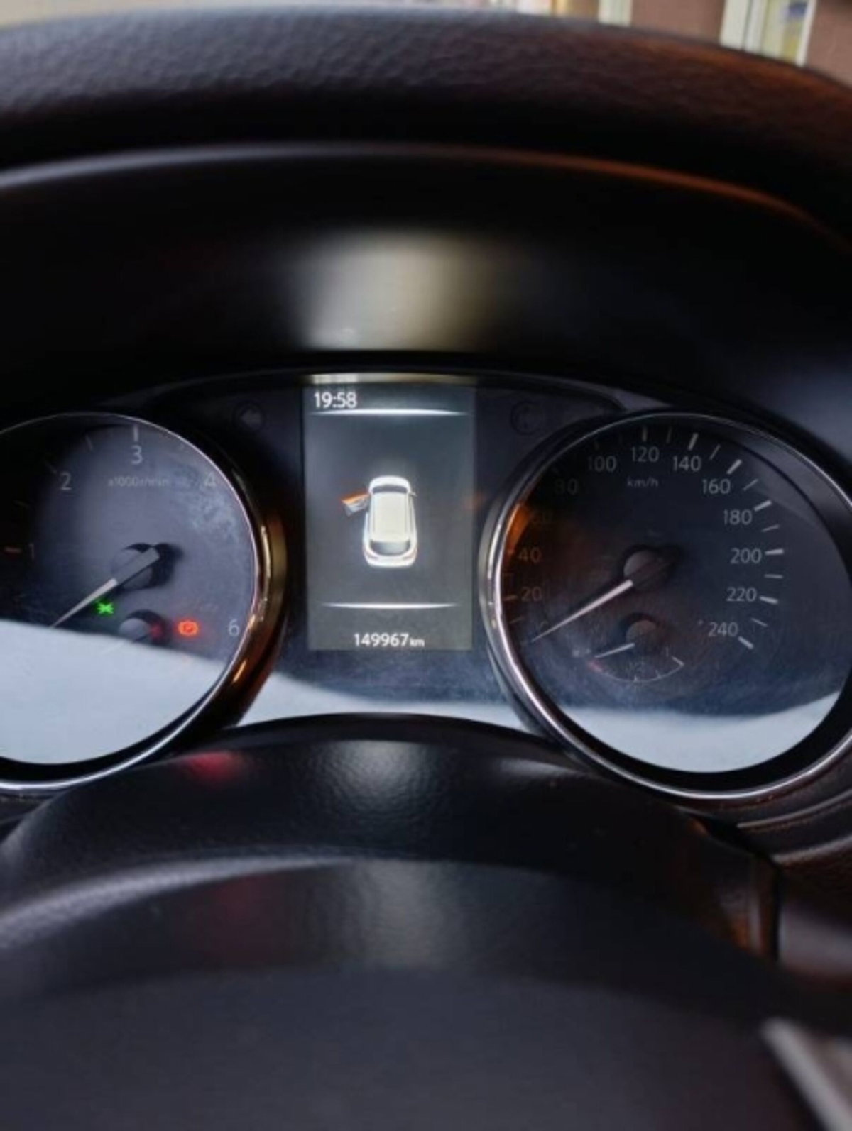 Nissan Qashqai 1.6 dCi 2WD N-Connecta (14)